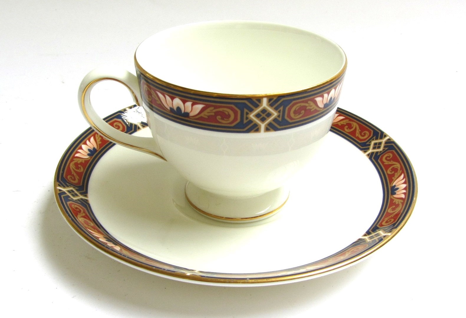 Appraisal: A Wedgwood 'Chippendale' dinner tea and coffee service to include