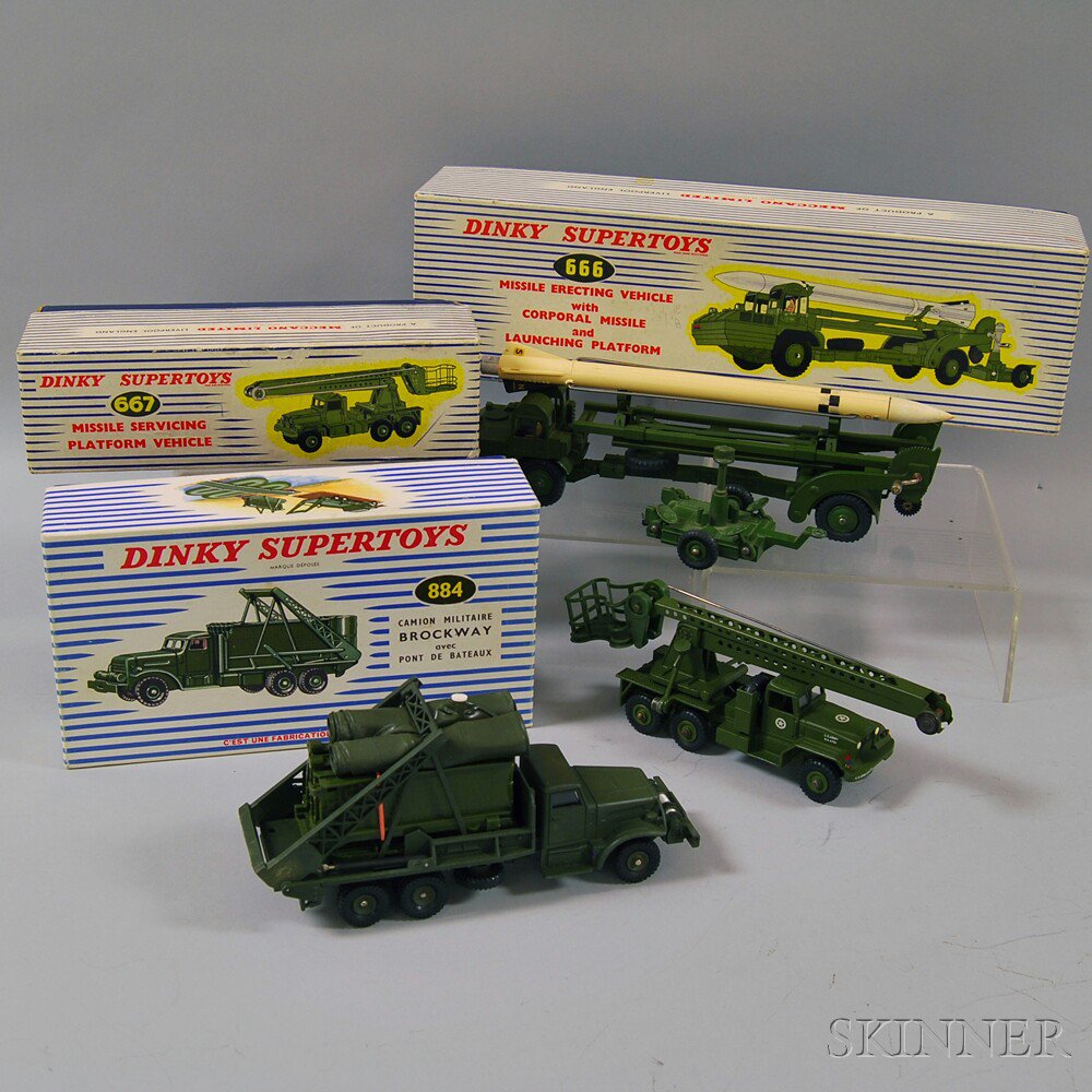 Appraisal: Three Meccano Dinky Supertoys Die-cast Metal Military Vehicles including Brockway