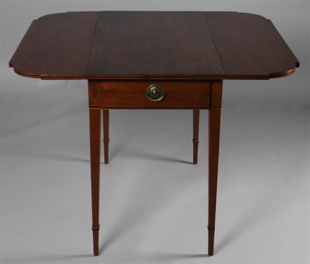 Appraisal: FEDERAL INLAID MAHOGANY PEMBROKE TABLE having a rectangular top with