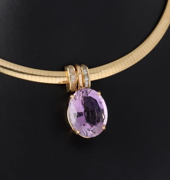 Appraisal: A K GOLD OMEGA CHOKER WITH DIAMONDS AND AMETHYSTThe k