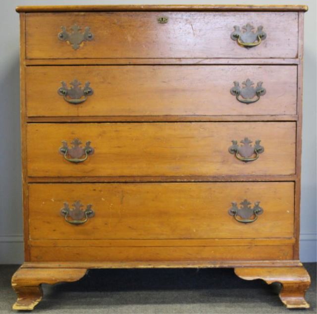 Appraisal: American th Century Chest of Drawers A nice looking chest