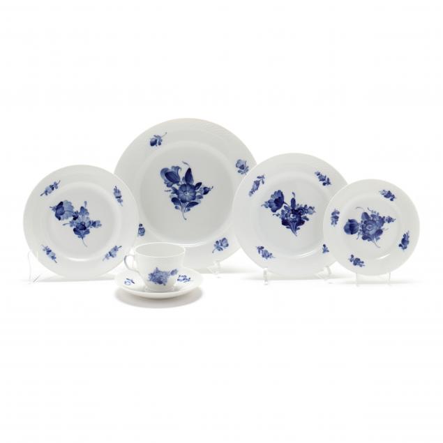 Appraisal: LARGE ROYAL COPENHAGEN BLUE FLOWERS BRAIDED CHINA DINNERWARE pieces to