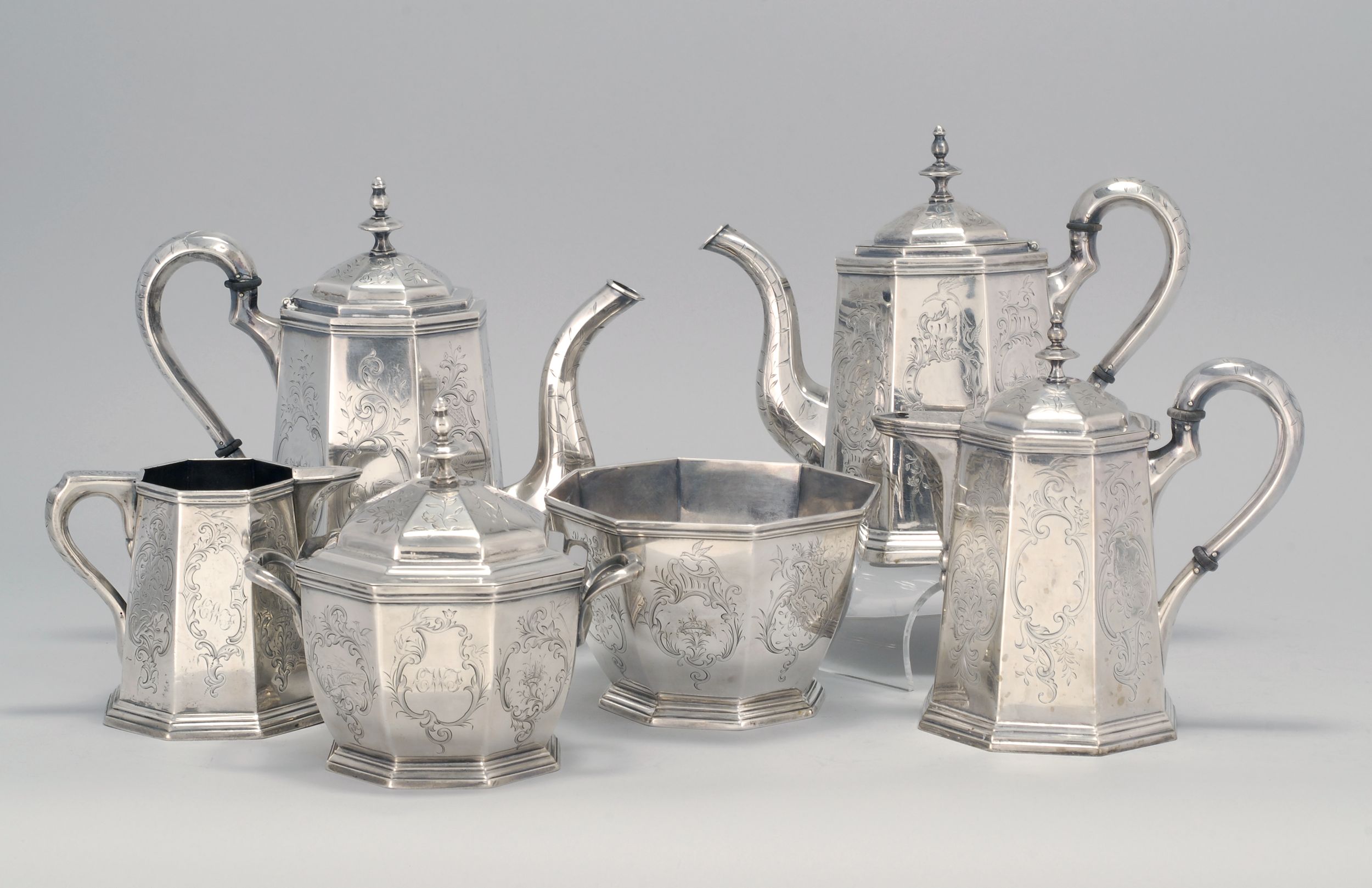 Appraisal: SIX-PIECE AMERICAN SILVER TEA SET BY LOWS BALL CO Boston