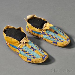 Appraisal: Arapaho Beaded Hide Child's Moccasins c last quarter th century