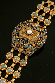 Appraisal: An Antique enamel and gem set viniagrette bracelet The centre