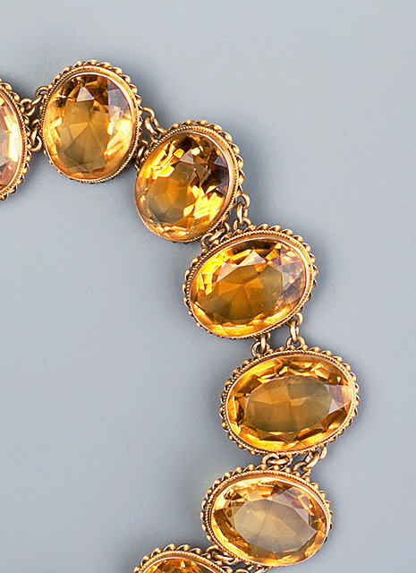 Appraisal: A CITRINE BRACELET comprising a line of oval mixed-cut citrines