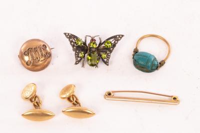 Appraisal: A pair of ct gold cufflinks a paste set butterfly