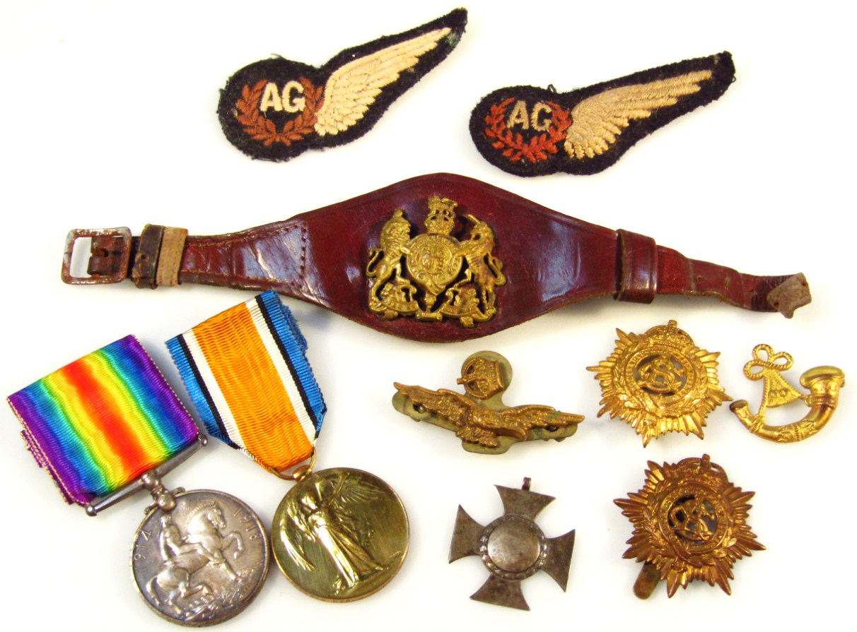 Appraisal: A WWI medal pair comprising Campaign and Victory medals each