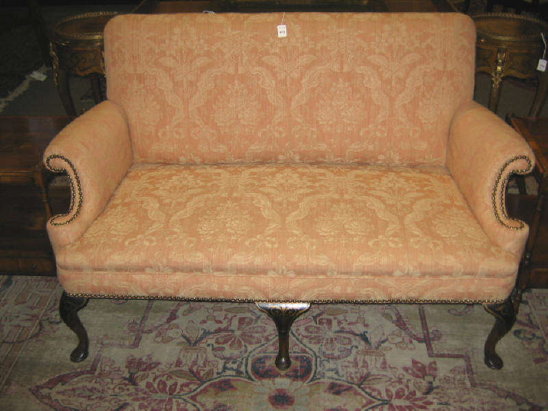 Appraisal: ENGLISH GEORGE I STYLE SETTEE All padded back seat and