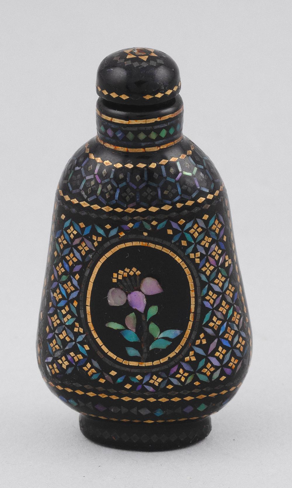 Appraisal: CHINESE BURGAUTE LACQUER SNUFF BOTTLE EARLY TH CENTURY HEIGHT CHINESE