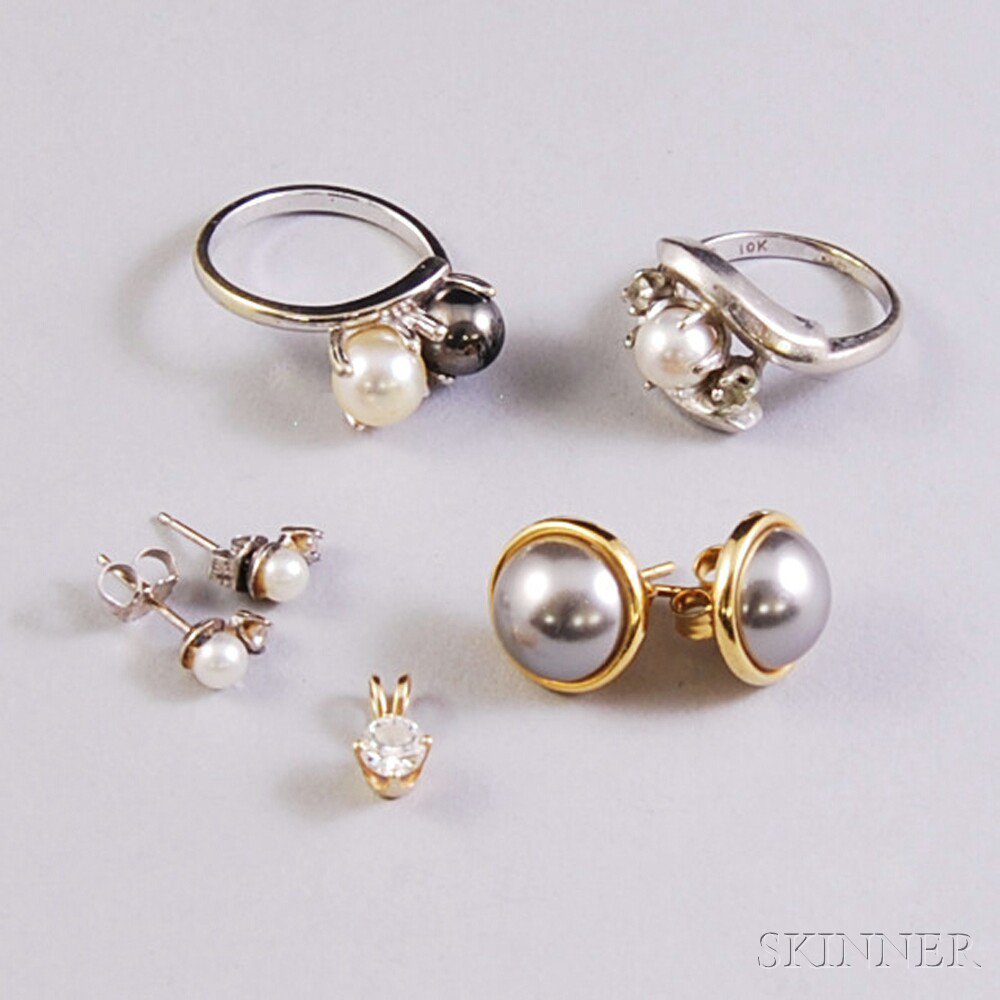 Appraisal: Small Group of Pearl and Diamond Jewelry a gold-plated twin-stone-style