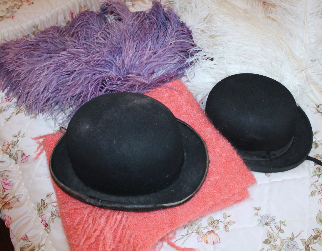 Appraisal: A ladies bowler hat and another feather fans etc