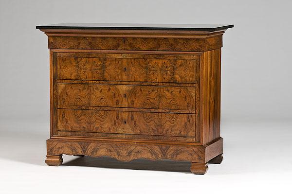 Appraisal: ITALIAN WALNUT COMMODE ca s of burled walnut With molded