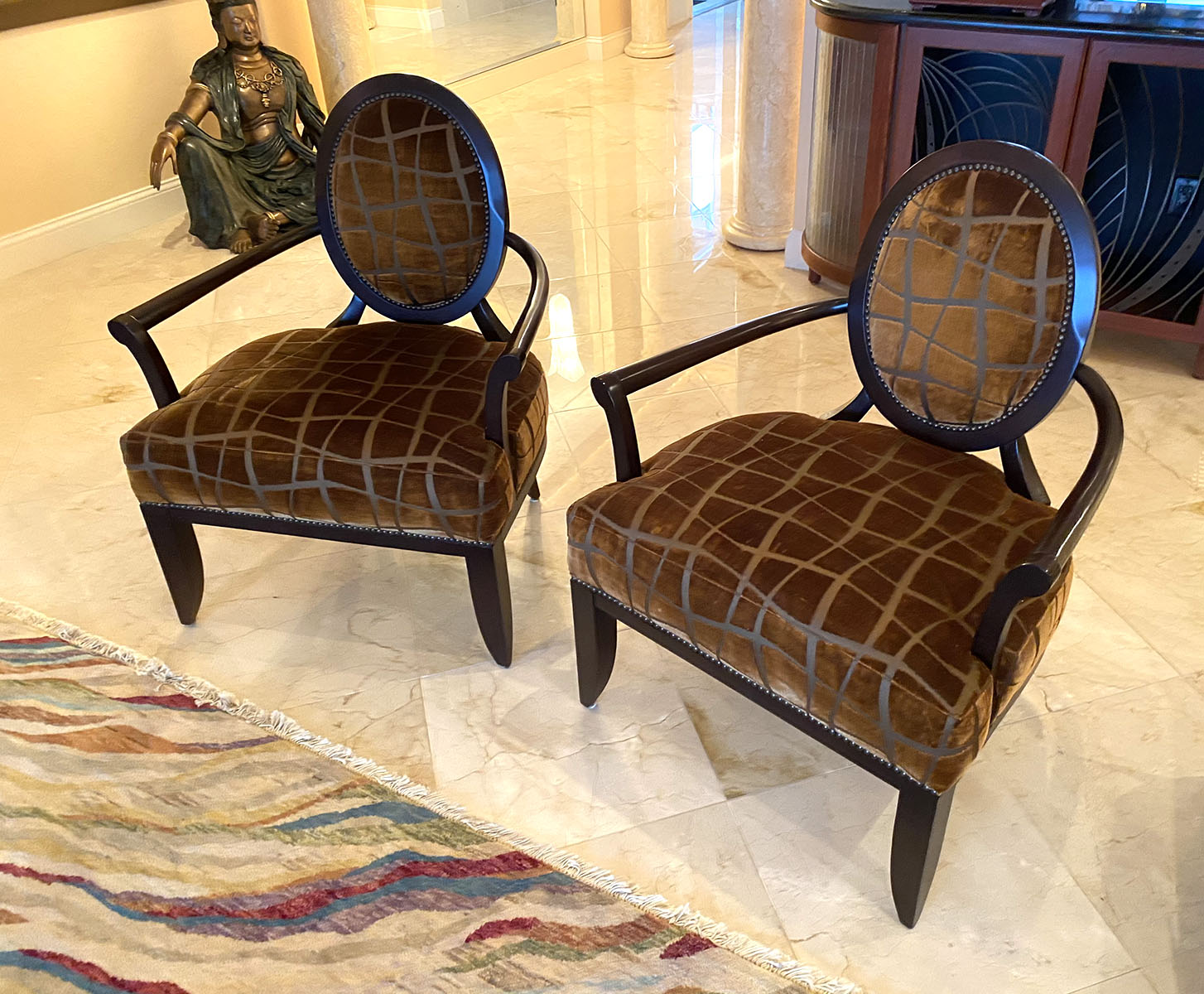 Appraisal: PR MODERN ROBB STUCKY CAMEO BACK ARMCHAIRS Label reads ''Exclusively