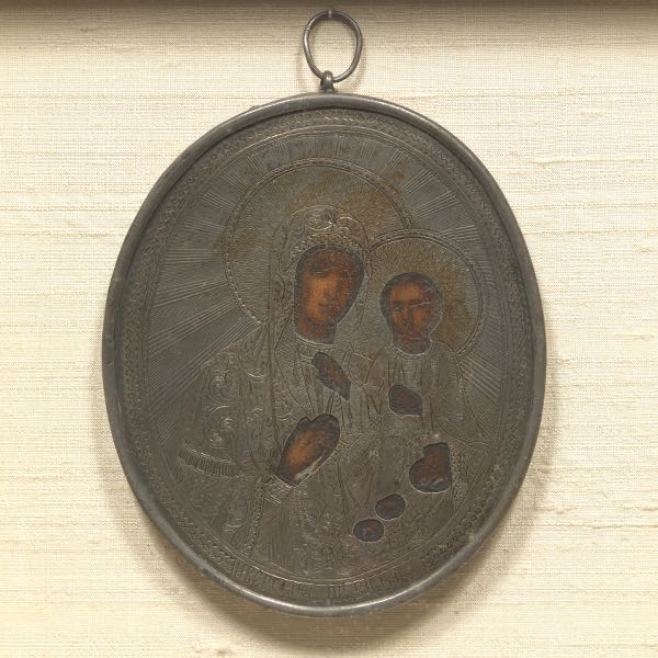 Appraisal: RUSSIAN ICON OF MADONNA AND CHILD x icon x overall