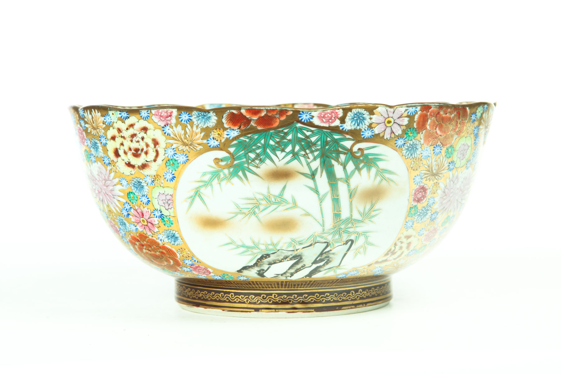 Appraisal: SATSUMA BOWL Japan th century Floral design on gilt with