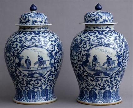 Appraisal: PAIR OF CHINESE BLUE AND WHITE PORCELAIN LARGE JARS AND