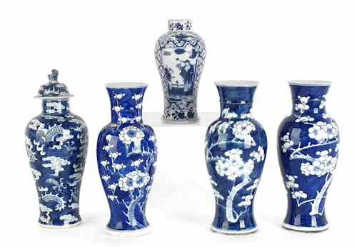 Appraisal: Five Chinese porcelain blue and white garniture vases th th