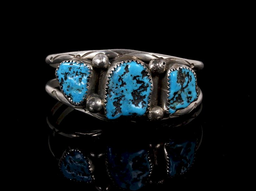 Appraisal: Navajo Sterling Silver Turquoise Cuff For your bidding pleasure we