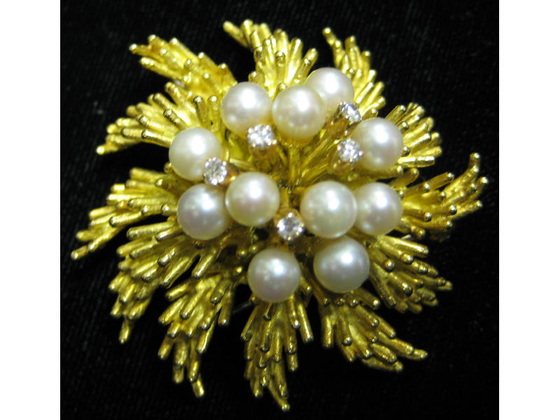 Appraisal: PEARL AND DIAMOND PENDANT BROOCH k gold sunburst set with