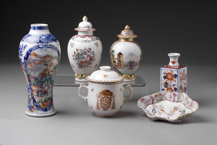 Appraisal: GROUP OF CHINESE EXPORT PORCELAIN TABLEWARES Including an imari decorated