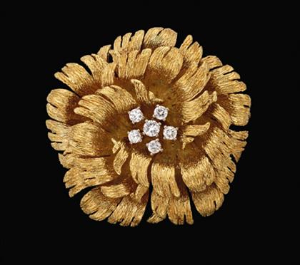 Appraisal: karat yellow gold flower brooch Tiffany Co s Brushed petals