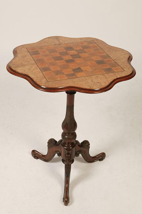 Appraisal: A VICTORIAN CHESS TOP OCCASIONAL TABLE the chess board set