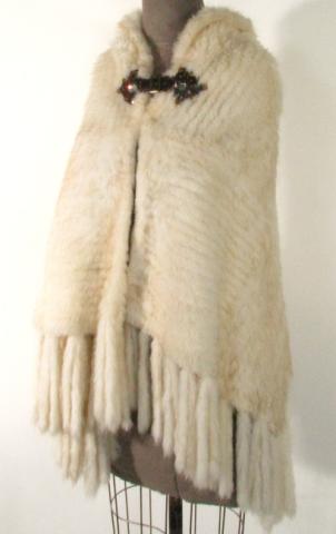 Appraisal: Winter White Knitted Poncho Cape w Fringe ''Rizal'' Size N