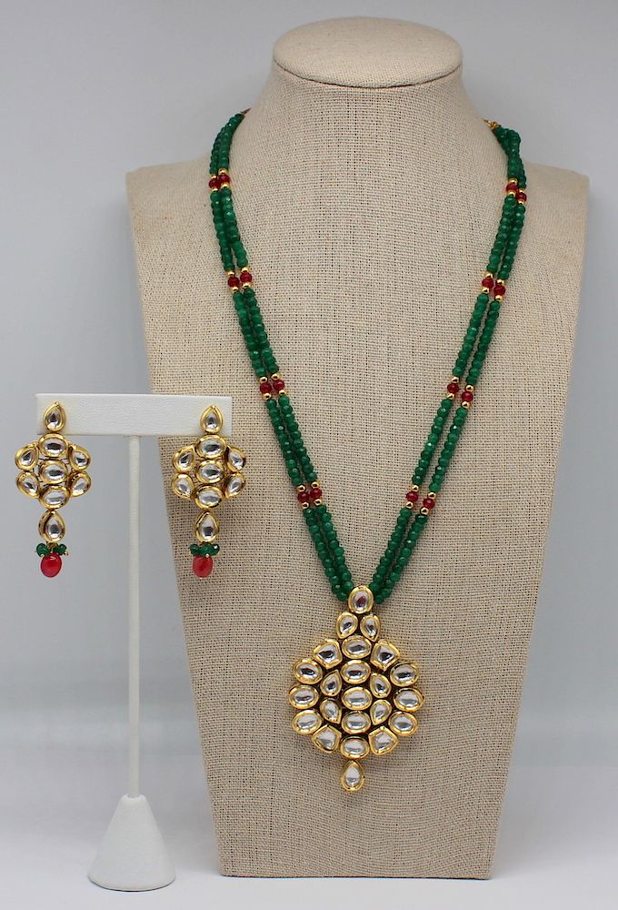 Appraisal: JEWELRY Pc Indian Kundan Jewelry Suite Includes a double strand