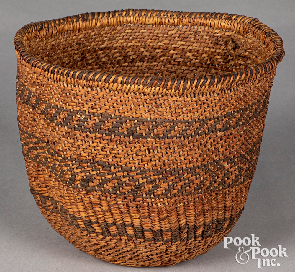 Appraisal: Native American Indian basket Native American Indian basket h dia