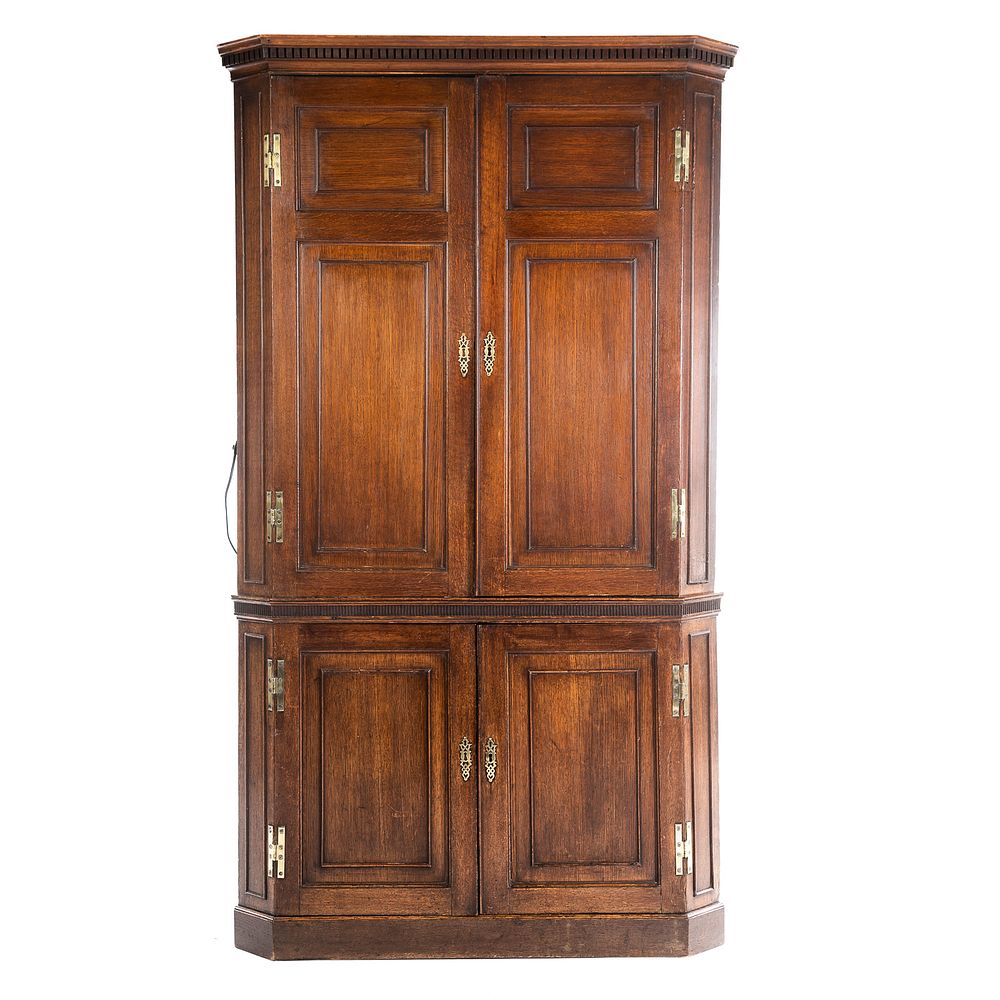 Appraisal: George III Oak Corner Cupboard Circa - dentil molded cornice