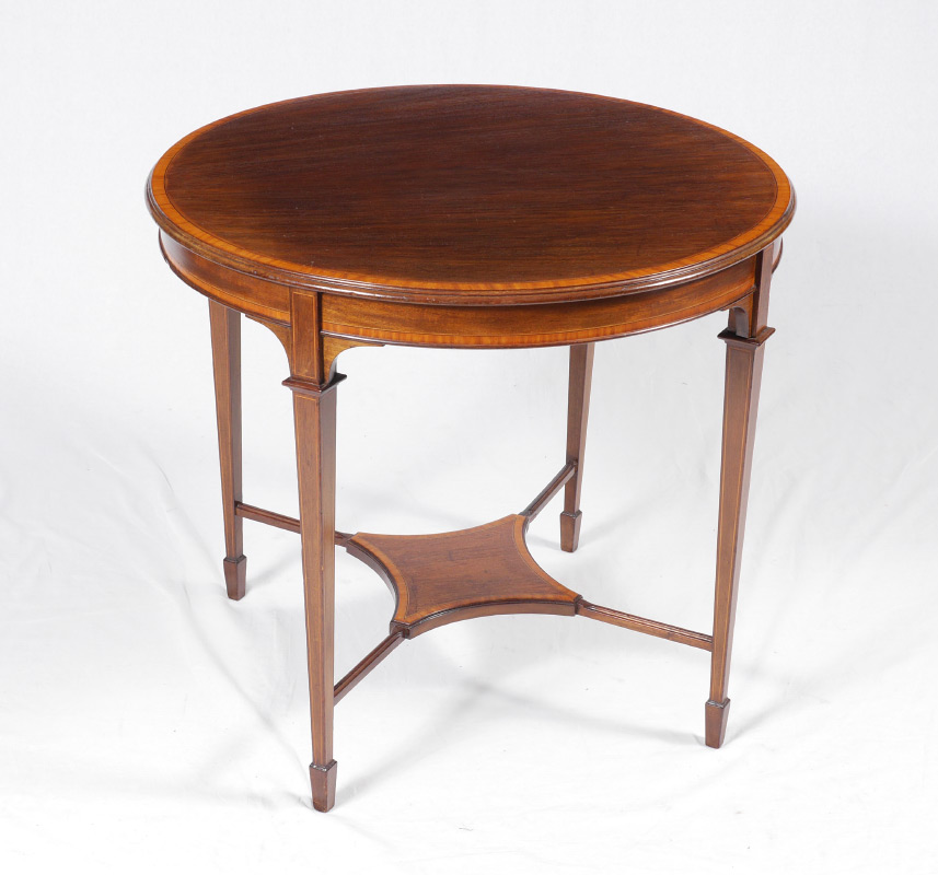 Appraisal: BANDED MAHOGANY ENGLISH OCCASIONAL TABLE Round banded mahogany top tapered