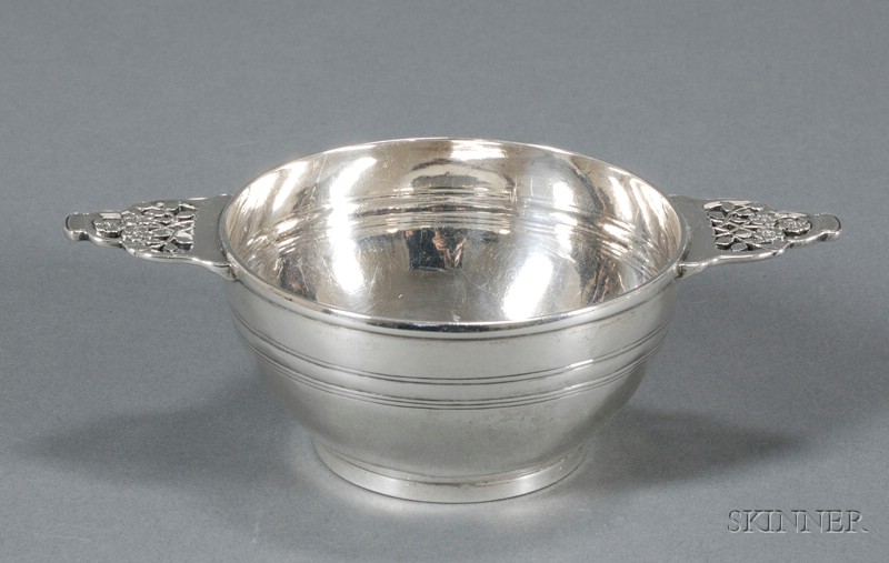 Appraisal: Arthur Stone Quaich Drinking Vessel Sterling silver Earle H Underwood