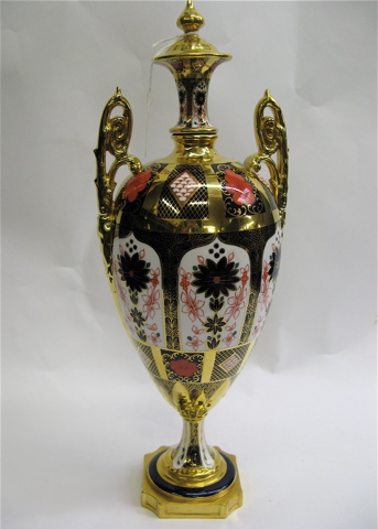 Appraisal: A ROYAL CROWN DERBY BONE CHINA URN in the Old