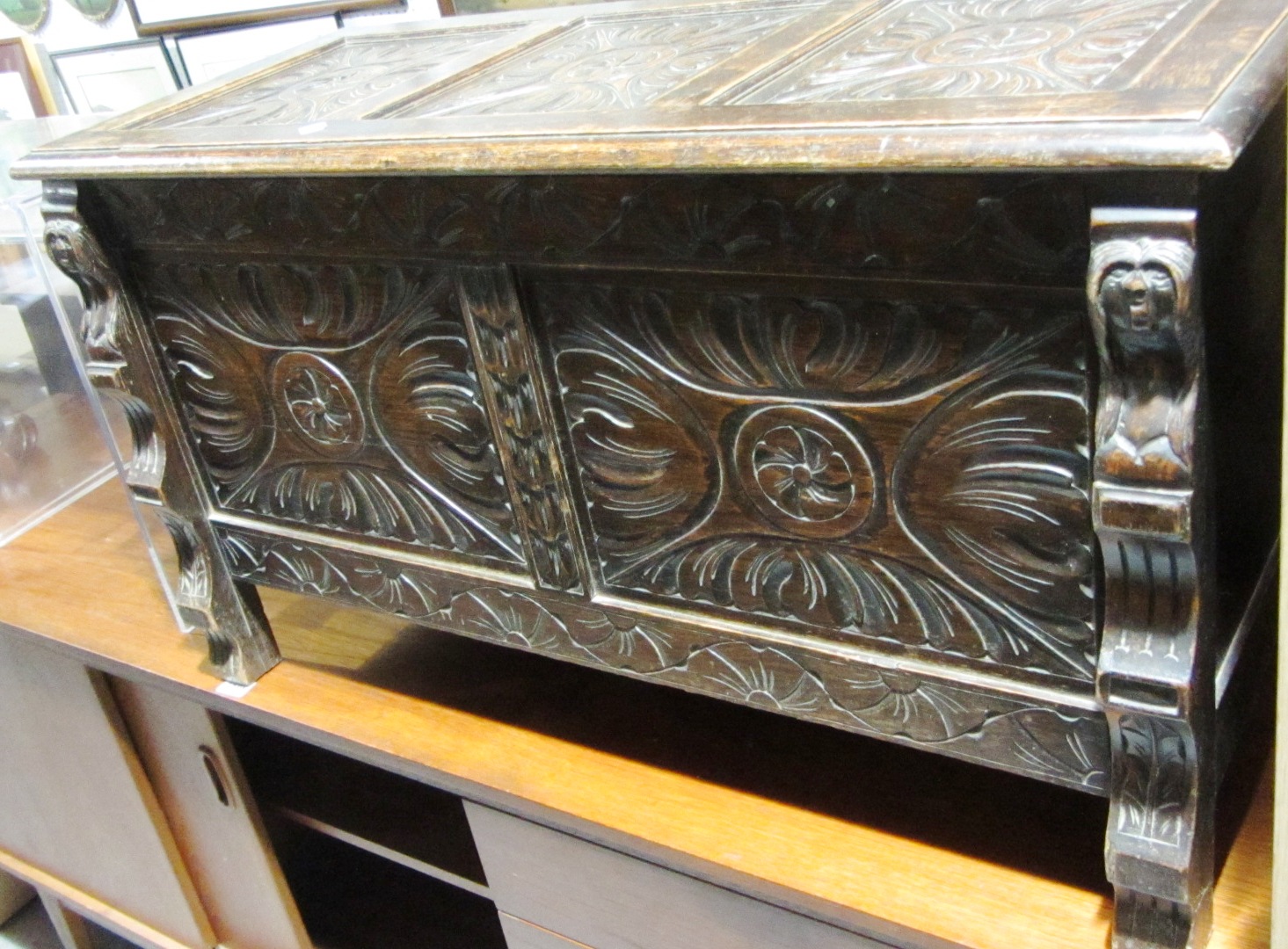 Appraisal: A carved oak coffer