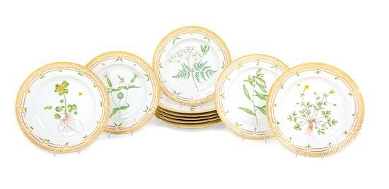 Appraisal: A Set of Eighteen Royal Copenhagen Flora Danica Porcelain Dinner