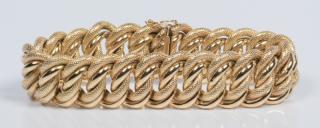 Appraisal: K Wide Link Bracelet grams K yellow gold link bracelet