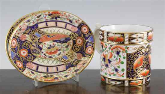 Appraisal: A pair of early th century Derby Imari pattern oval