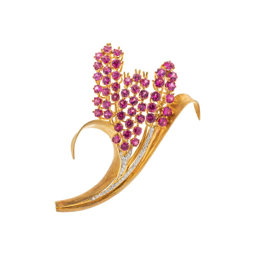 Appraisal: PINK SAPPHIRE AND DIAMOND BROOCH PINK SAPPHIRE AND DIAMOND BROOCH