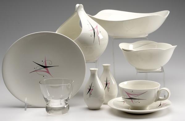 Appraisal: EVA ZEISEL FOR HALLCRAFT Seventy-one piece dinnerware set grouping including