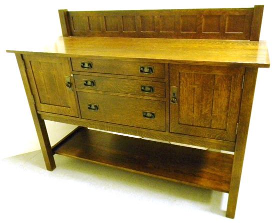 Appraisal: Contemporary Stickley oak side board gallery top with inset square