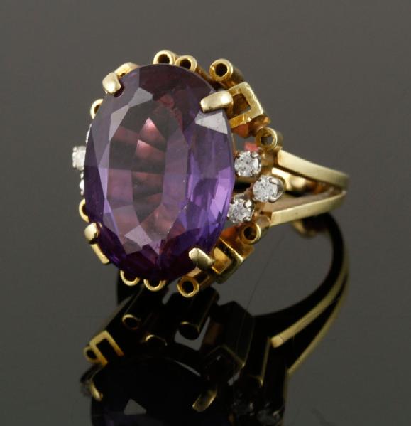 Appraisal: - Ladies' K Synthetic Alexandrite Ring Ladies' K gold synthetic