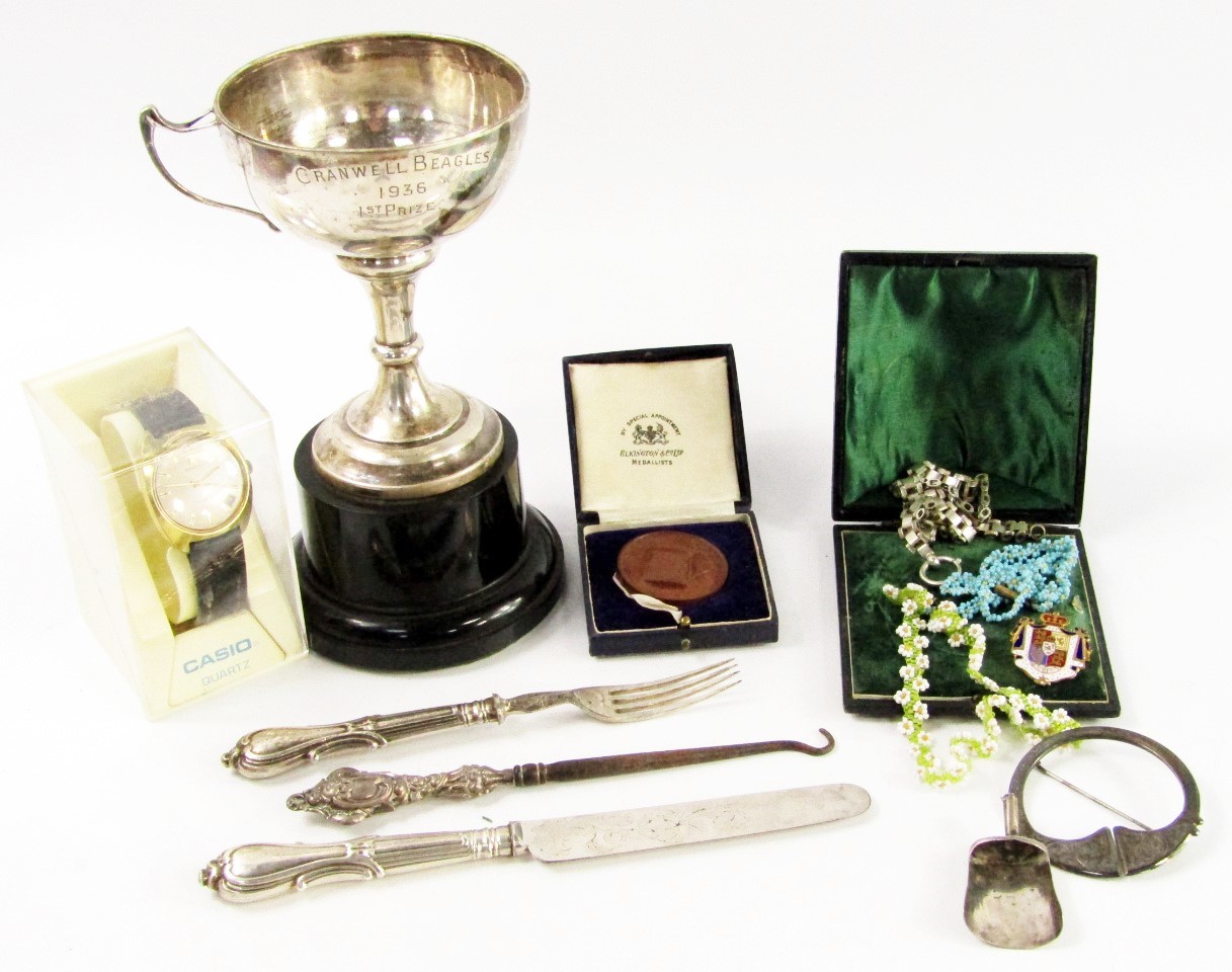 Appraisal: A George V silver trophy engraved 'Cranwell Beagles st Prize'