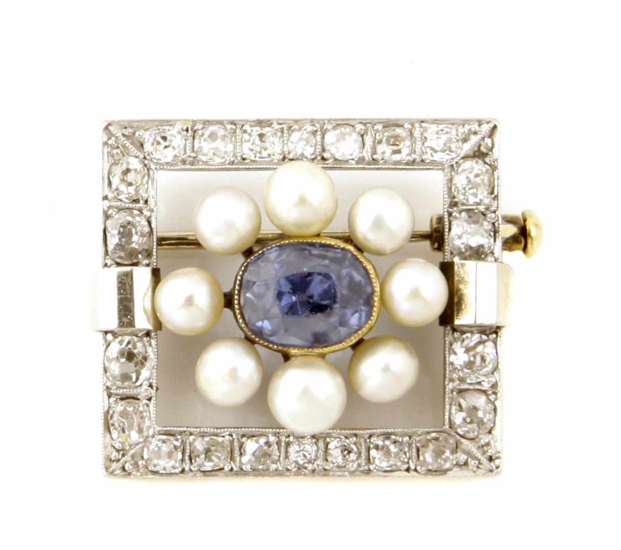 Appraisal: A sapphire cultured pearl and platinum-topped gold square brooch estimated