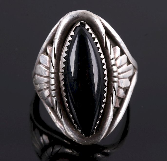 Appraisal: Navajo Sterling Silver and Jet Ring For your bidding pleasure