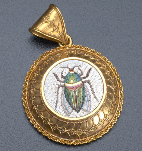 Appraisal: Gold Roman micro-mosaic pendant in the Archaeological Revival style depicing