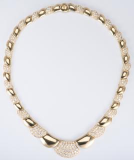 Appraisal: K Diamond Disc Necklace L K yellow gold and diamond