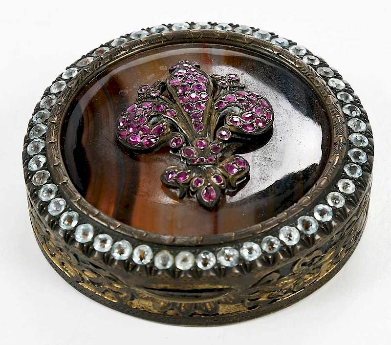 Appraisal: Gilt Silver and Agate Box with Fleur de Lis Continental