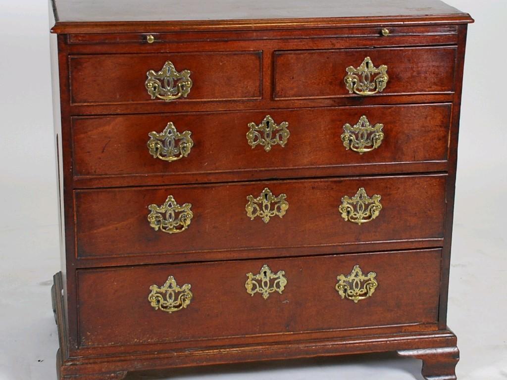 Appraisal: GEORGE III MAHOGANY BACHELORS CHEST OF DRAWERS of small proportions