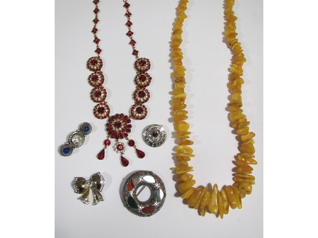 Appraisal: Assorted costume jewellery to include an amber necklace Dior style